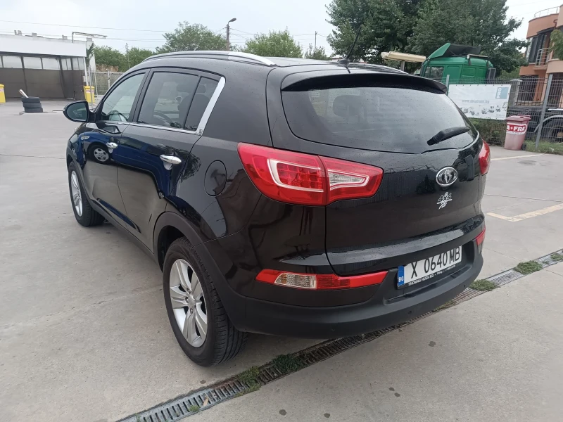 Kia Sportage, снимка 3 - Автомобили и джипове - 49516395