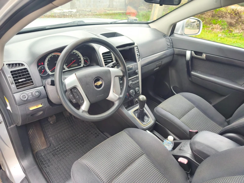 Chevrolet Captiva, снимка 4 - Автомобили и джипове - 52401384