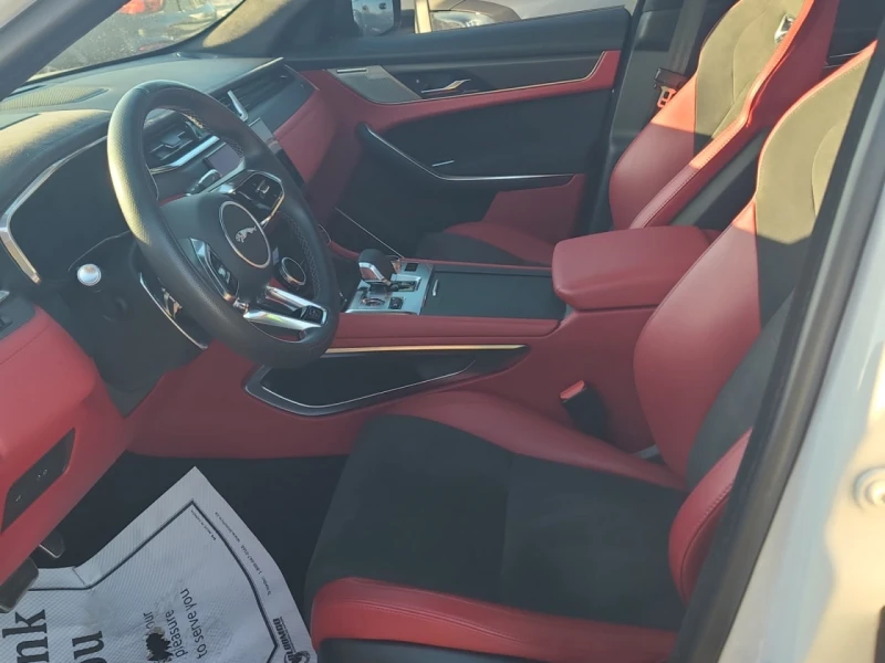 Jaguar F-PACE * SVR * CARFAX * ЦЕНА ДО БГ, снимка 5 - Автомобили и джипове - 52723559