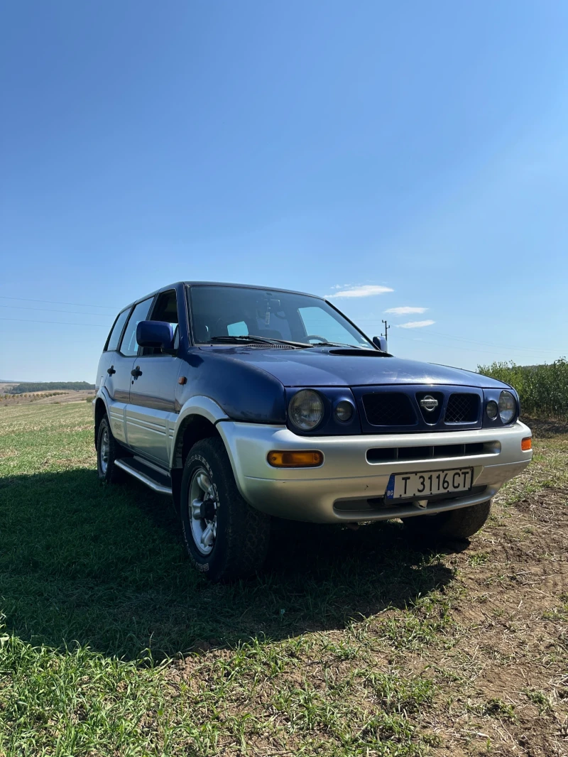 Nissan Terrano 2.7 TDI, снимка 2 - Автомобили и джипове - 52893448
