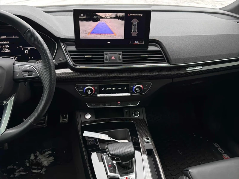 Audi SQ5 * Progressiv * CARFAX * БЕЗ ПЪРВОНАЧАЛНА ВНОСКА, снимка 9 - Автомобили и джипове - 53221914