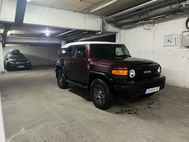 Toyota Fj cruiser 4.0 4х4 V6 Automatic, LPG, А-Trac, Блокаж, Камера, снимка 3 - Автомобили и джипове - 53487037
