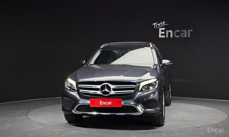 Mercedes-Benz GLC 220, снимка 3 - Автомобили и джипове - 53515611