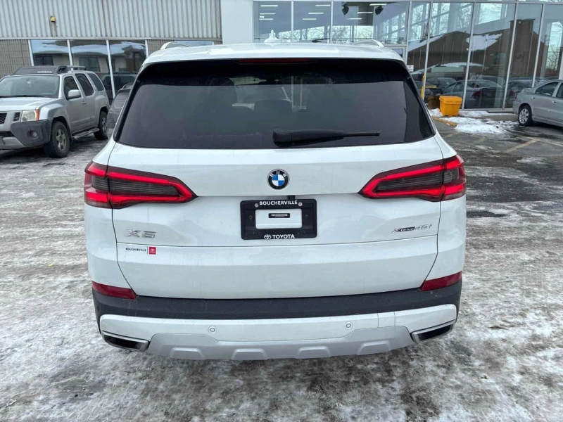 BMW X5 xDrive40i X Line| PANO | HUD | SOFT CLOSE | CARFAX, снимка 4 - Автомобили и джипове - 53568133