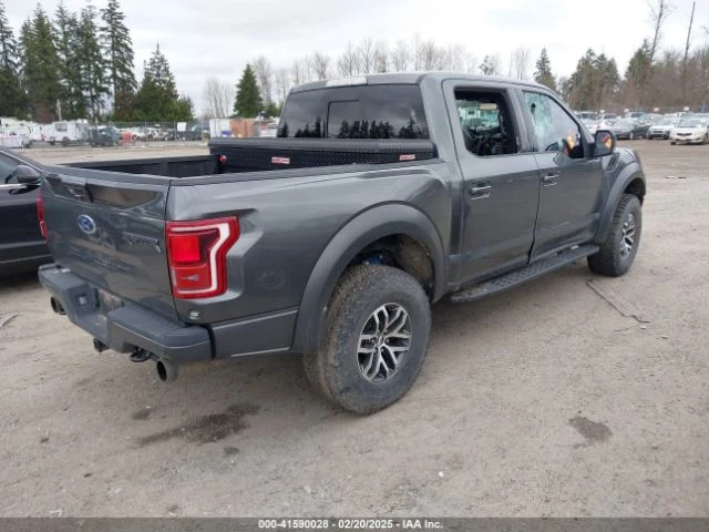 Ford F150 RAPTOR CARFAX лека щета - изображение 4