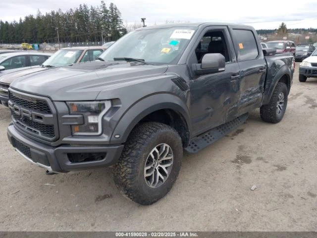 Ford F150 RAPTOR CARFAX лека щета - изображение 2