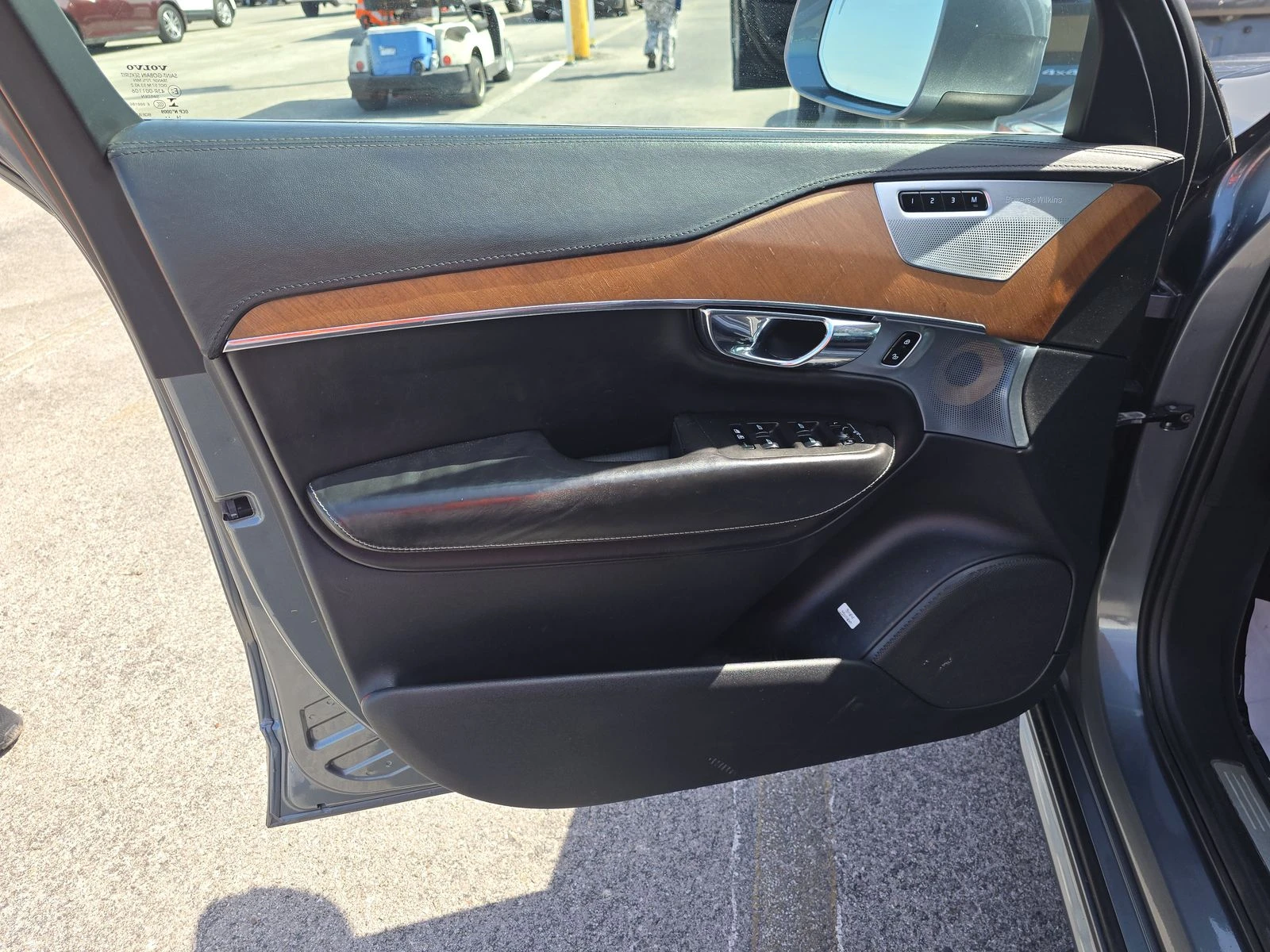 Volvo Xc90 Inscription* Обдух* Bowers&Wilkins* 360* Дистроник - изображение 7