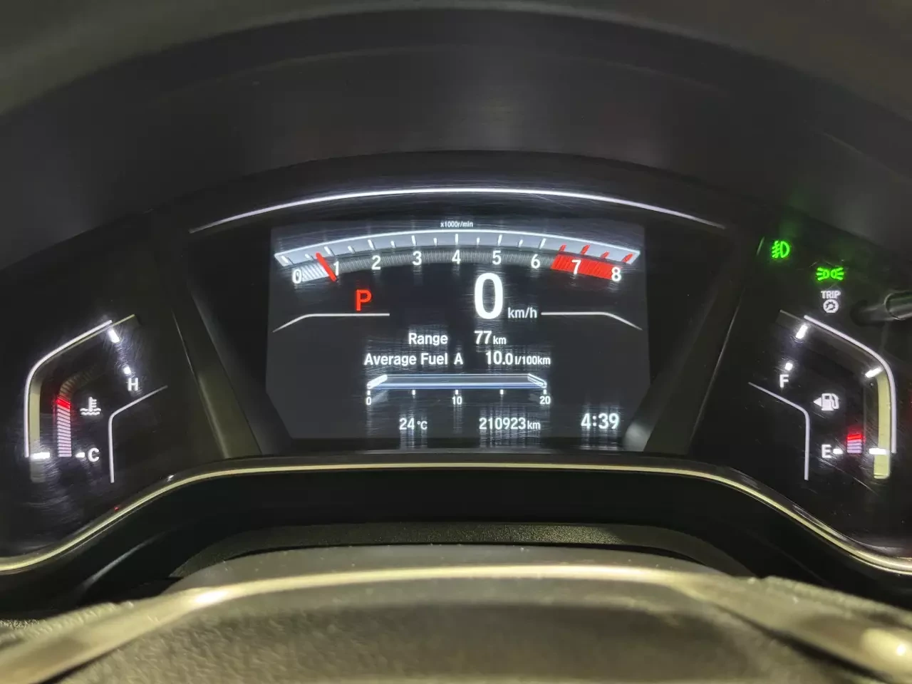 Honda Cr-v EX* Подгрев* Lane Assist* CarPlay* Дистроник* 4X4* - изображение 8