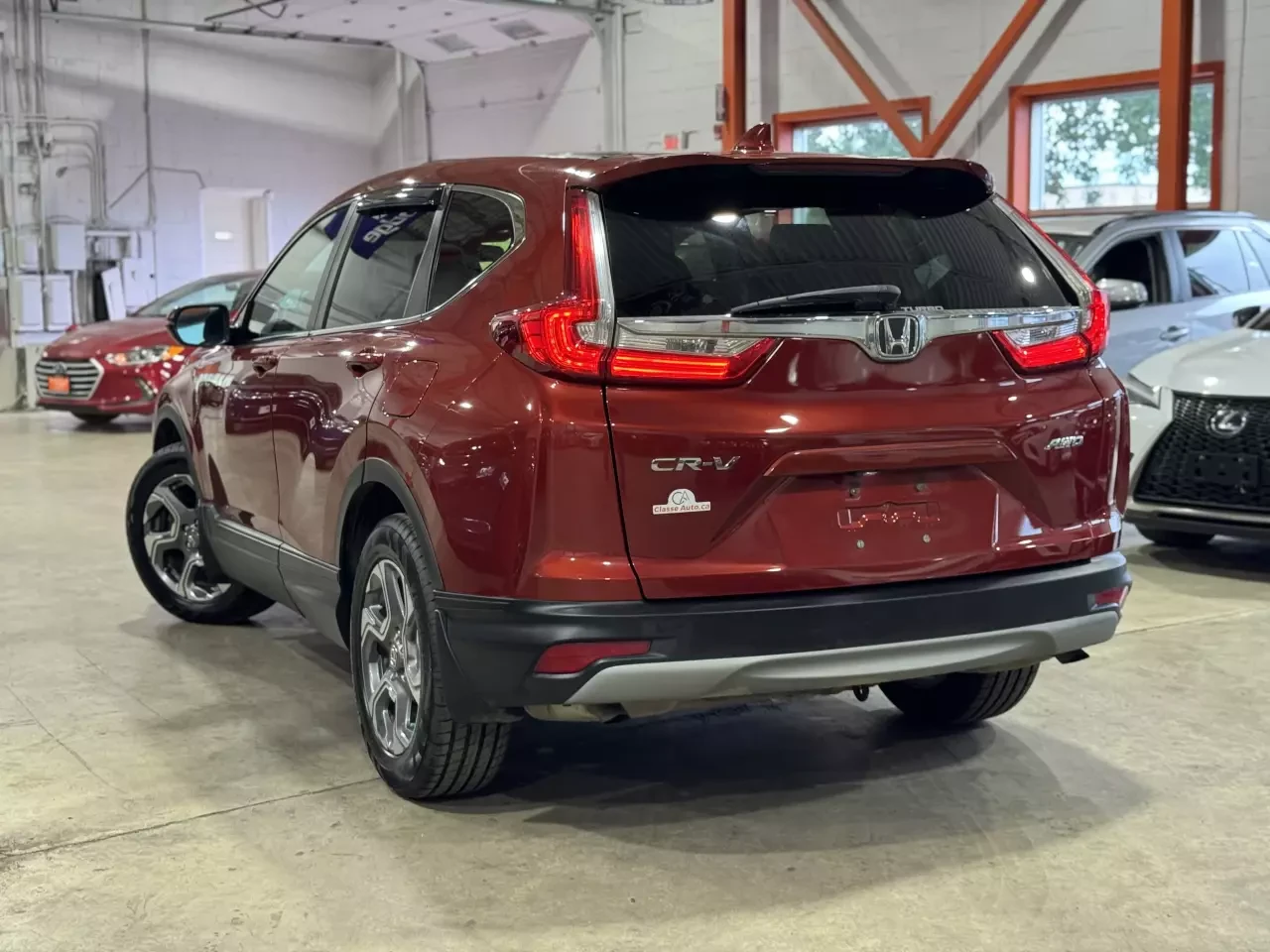 Honda Cr-v EX* Подгрев* Lane Assist* CarPlay* Дистроник* 4X4* - изображение 4