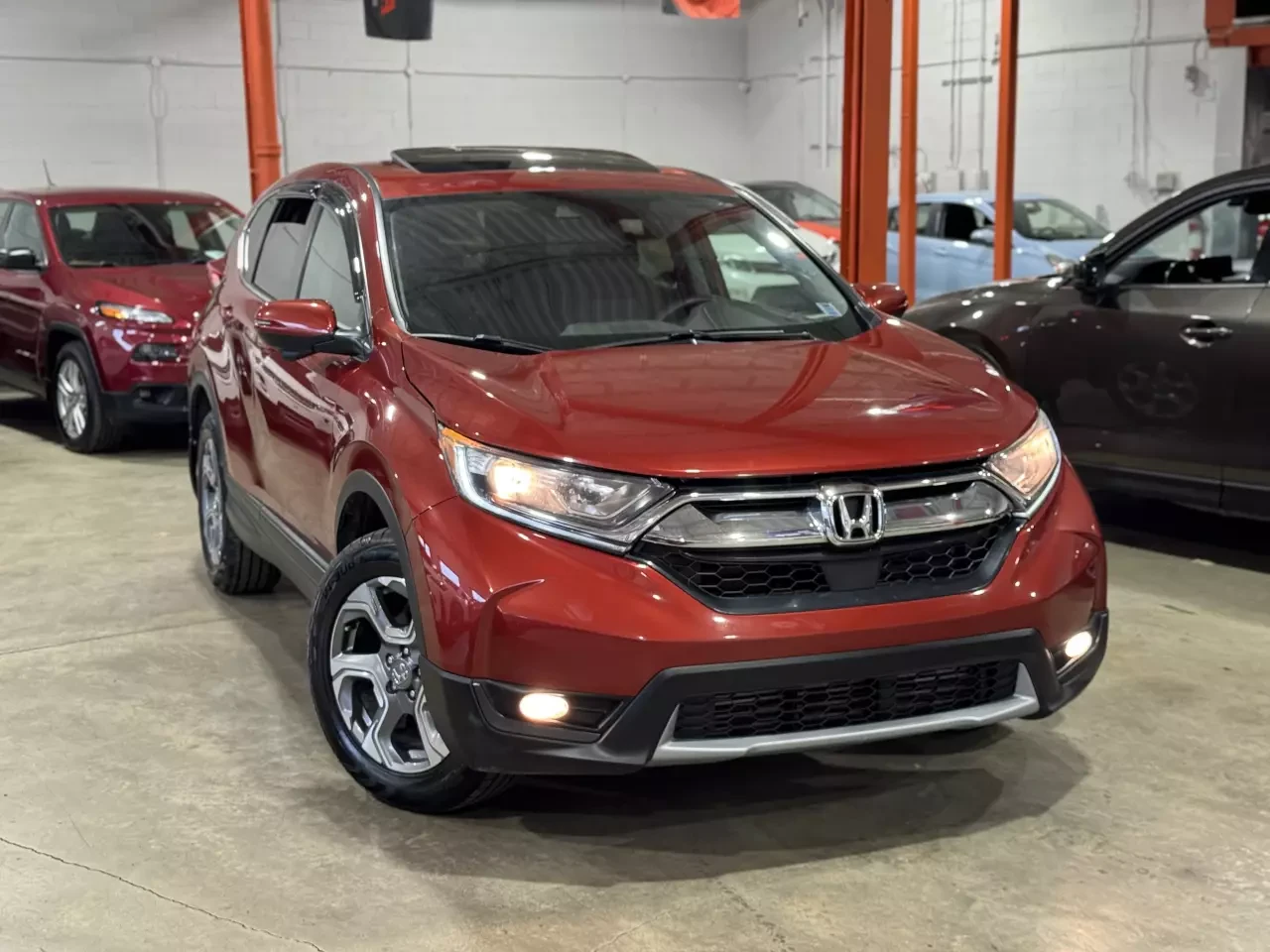 Honda Cr-v EX* Подгрев* Lane Assist* CarPlay* Дистроник* 4X4* - изображение 2
