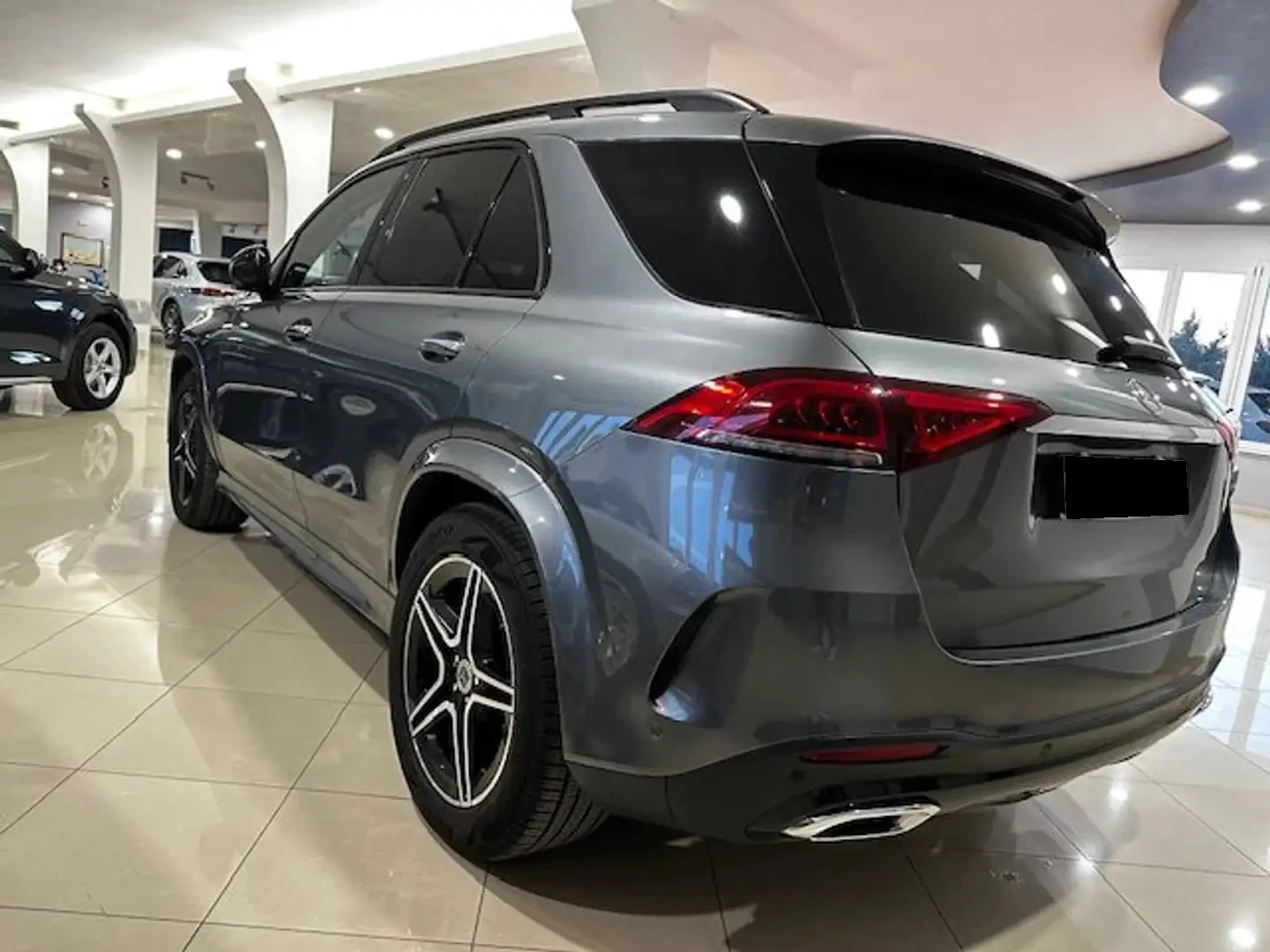 Mercedes-Benz GLE 350 d 4Matic AMG-Line - изображение 3