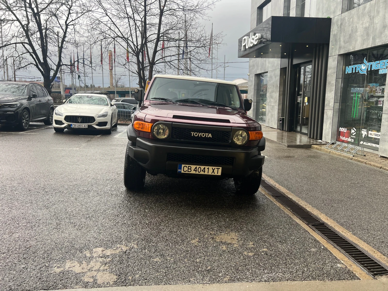 Toyota Fj cruiser 4.0 4�4 V6 Automatic, LPG, �-Trac, ������, ������ | Mobile.bg � ����������� 4