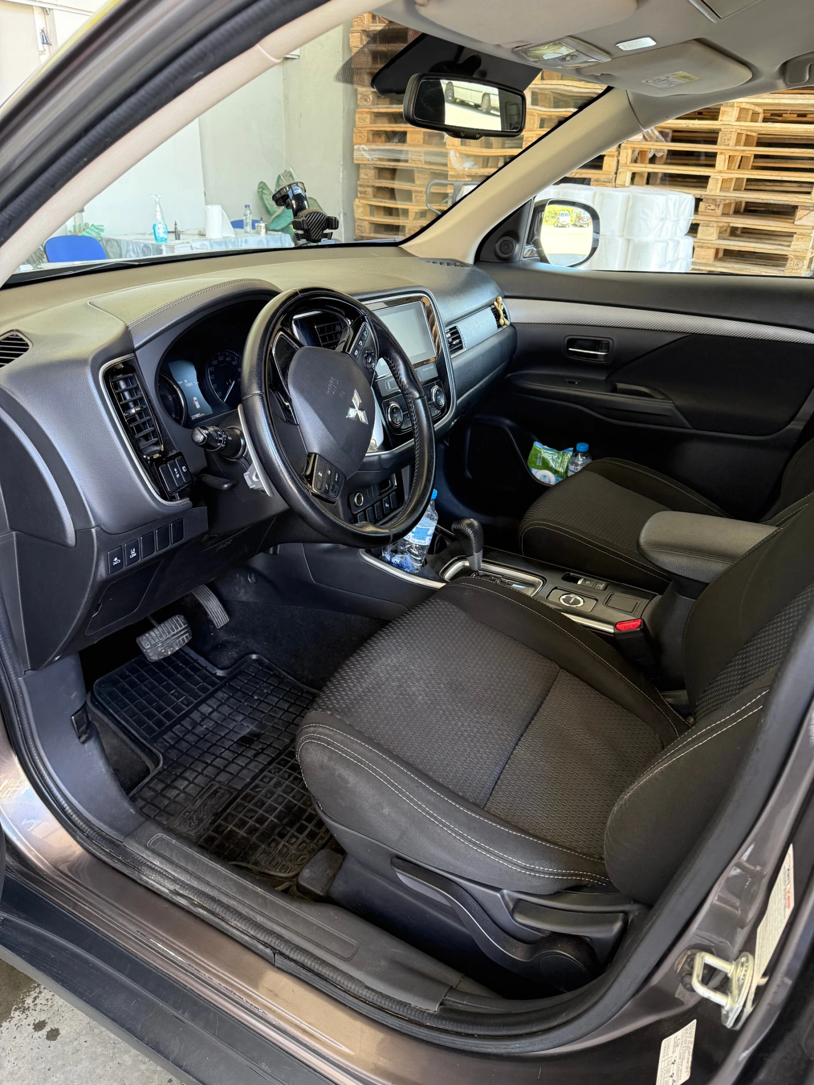 Mitsubishi Outlander | Mobile.bg � ����������� 10