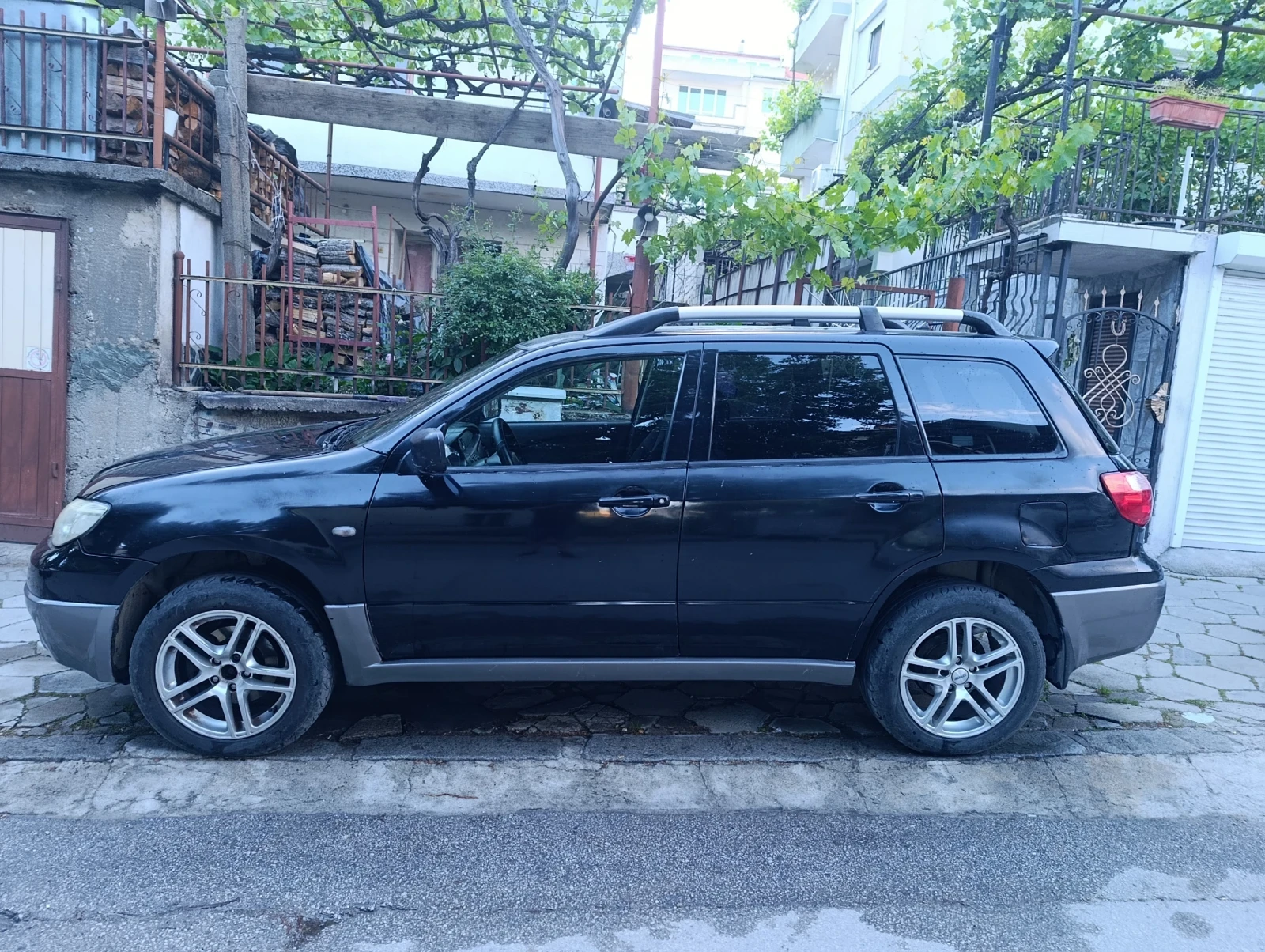 Mitsubishi Outlander, снимка 6 - Автомобили и джипове - 54555861