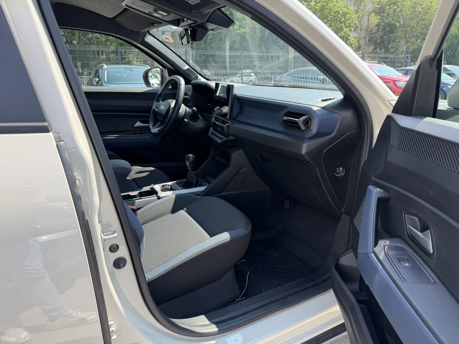 Dacia Duster 1.2TCe/130k.c./4x4 | Mobile.bg � ����������� 8