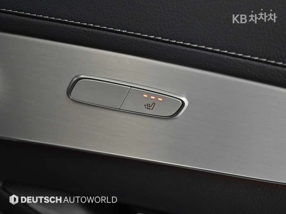 Mercedes-Benz GLC 300 4MATIC AMG LINE HEAD UP PANORAMA CAMERA BURMESTER, снимка 15 - Автомобили и джипове - 55455557