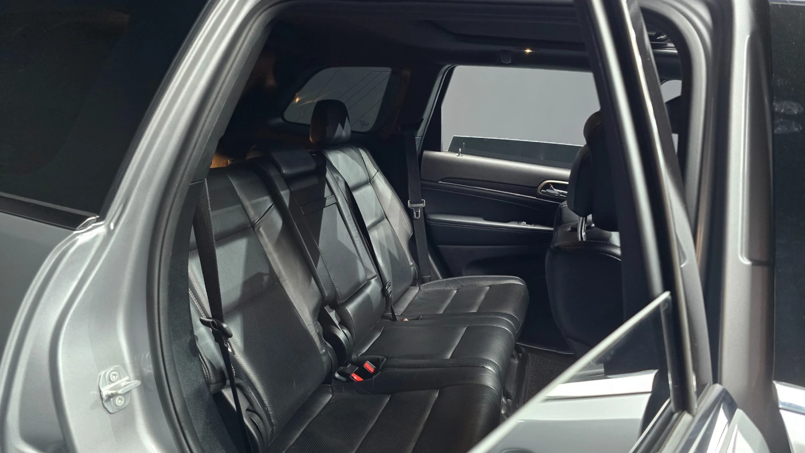 Jeep Grand cherokee Limited 3.6 Pentastar 4x4, снимка 15 - Автомобили и джипове - 55481840