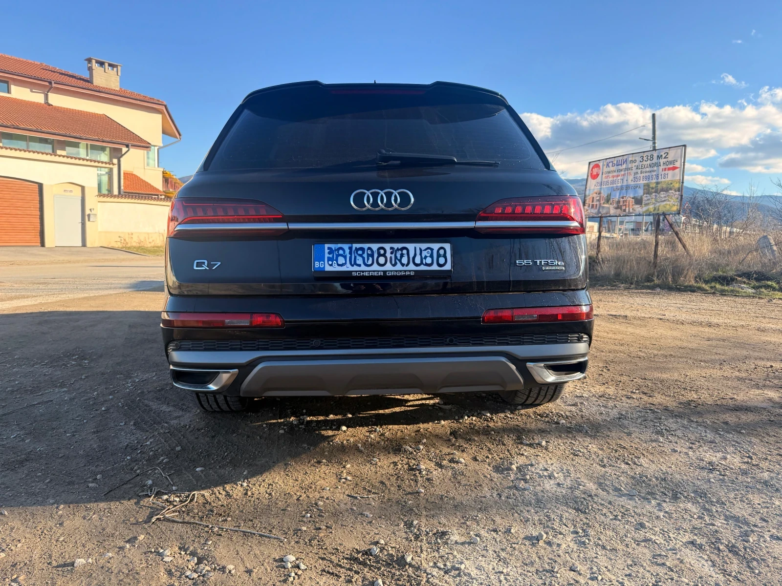 Audi Q7 55TFSI e, plug in Hybrid 40kм на mok, от Германия., снимка 6 - Автомобили и джипове - 55881027