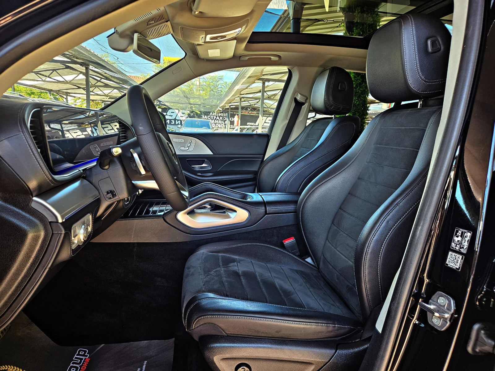 Mercedes-Benz GLE 300 6.3AMG/7MES/DISTR/360CAM/PANO/HUD/BURMES/AIR/ПОДГР, снимка 15 - Автомобили и джипове - 56071995