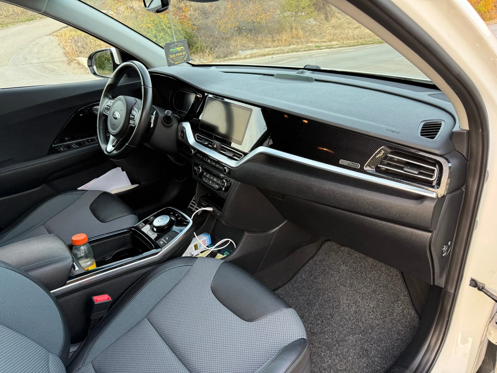 Kia Niro, снимка 10 - Автомобили и джипове - 56604042