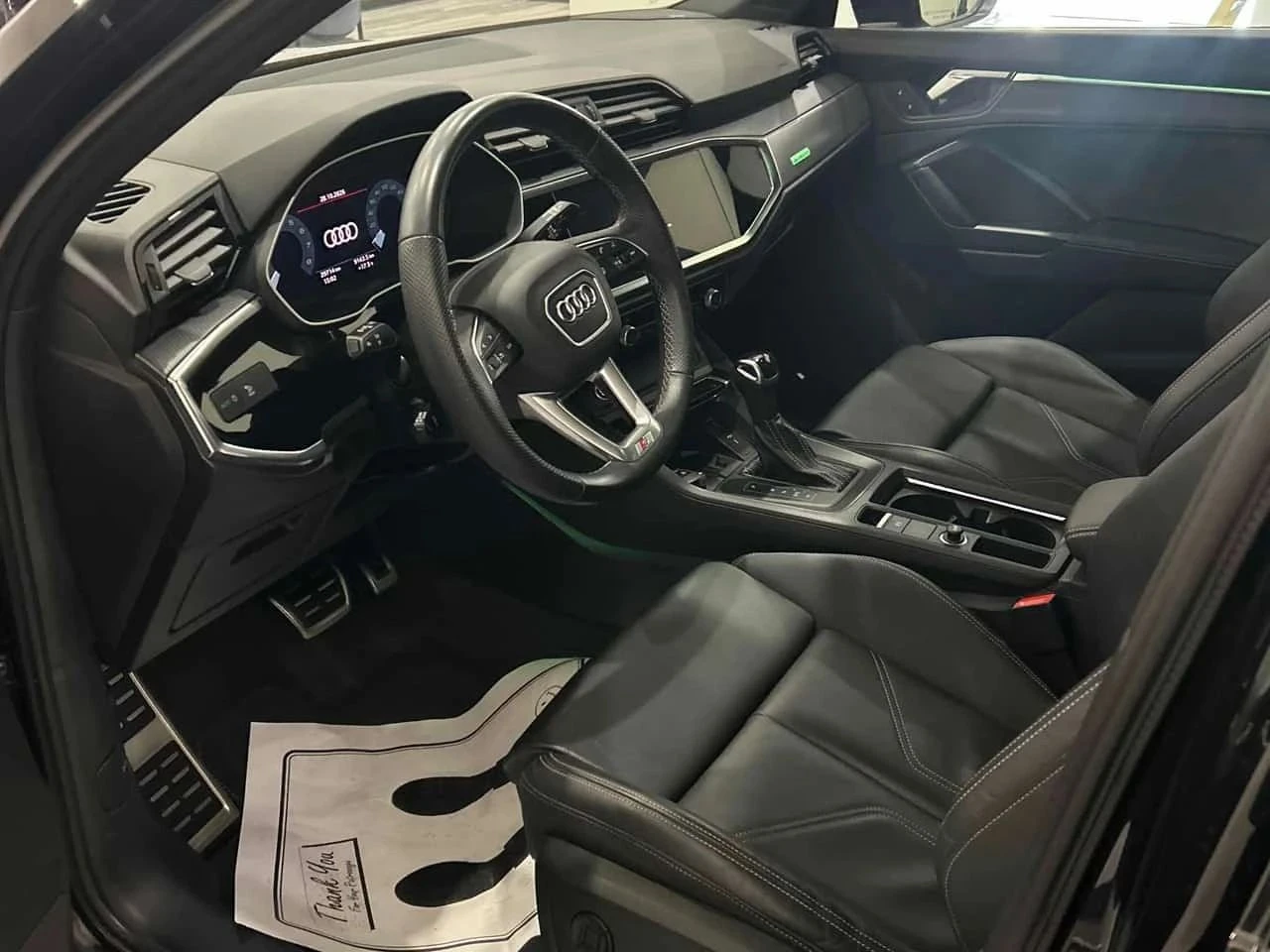 Audi Q3, снимка 10 - Автомобили и джипове - 56724940
