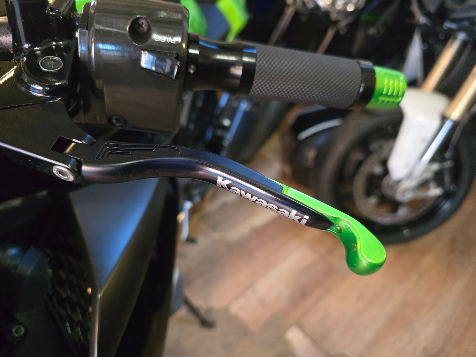 Kawasaki Z 1000 AKRAPOVIC - изображение 7