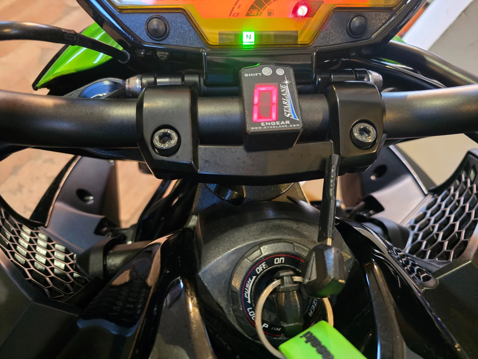 Kawasaki Z 1000 AKRAPOVIC - изображение 10