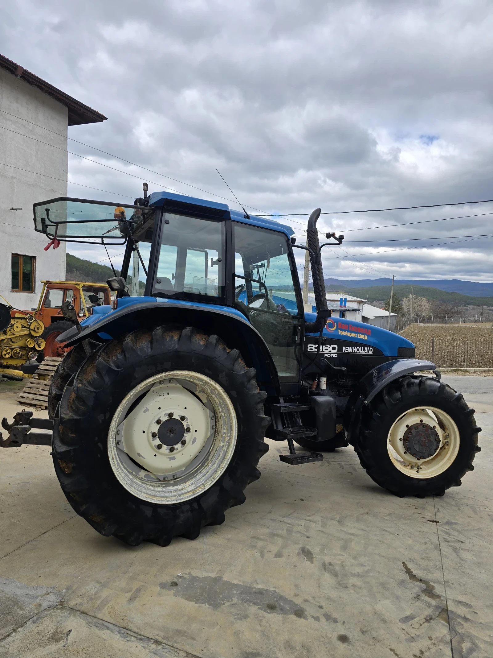 Трактор New Holland 8360, снимка 7 - Селскостопанска техника - 53933134