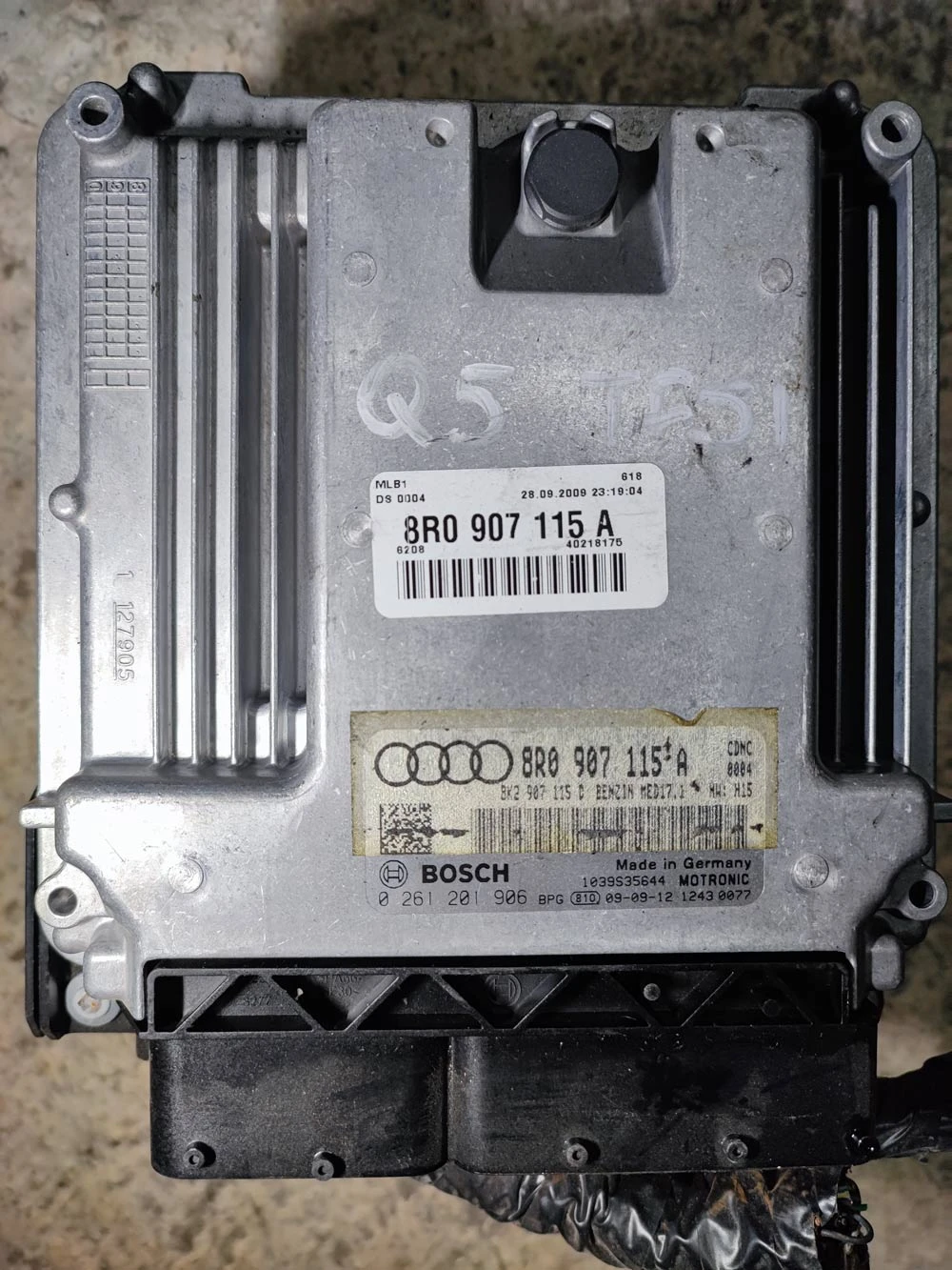 Компютър ECU Audi Q5 8R 2.0TFSI NED17.1 CDN 8r0907115A