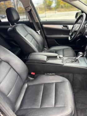Mercedes-Benz C 220, снимка 14