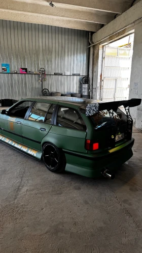 BMW 320, снимка 3