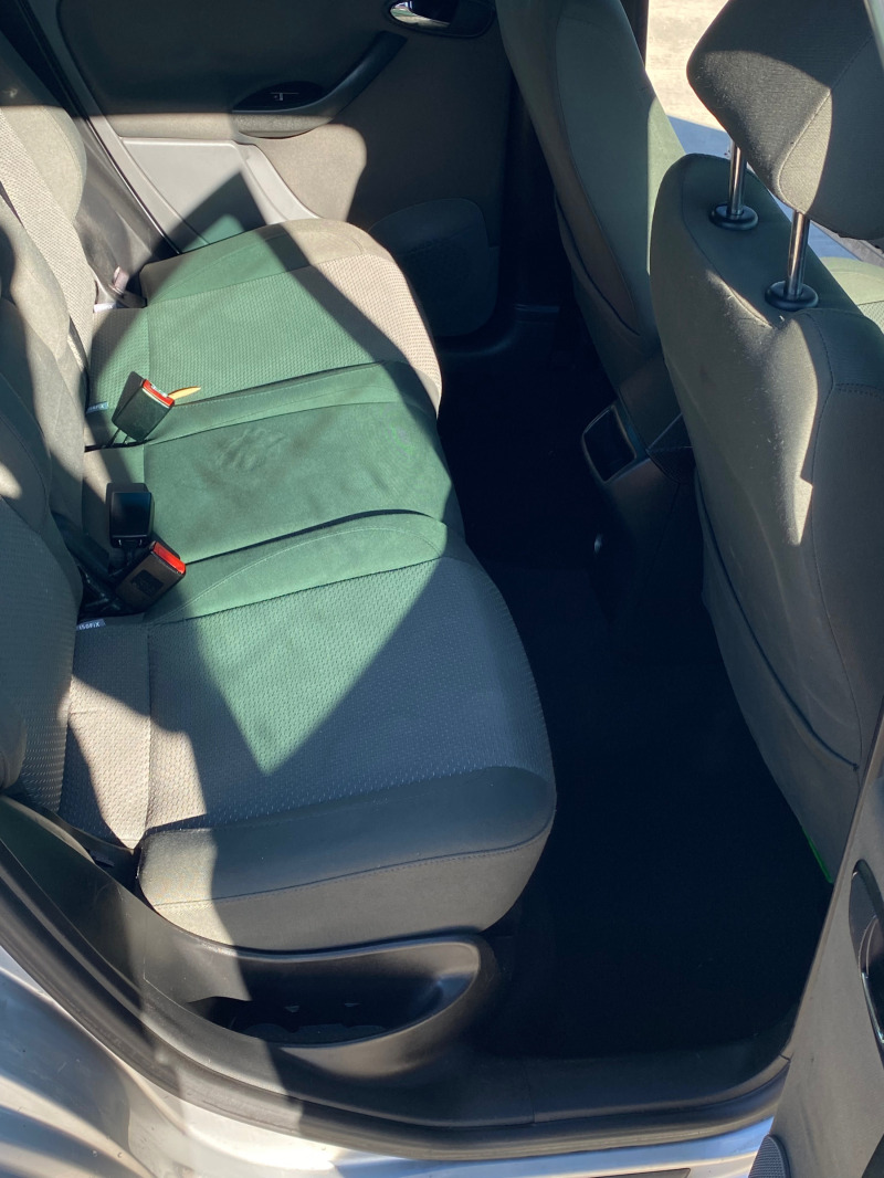 Seat Altea 1.9 TDI 105кс нов внос! Гражданска преглед и Тол, снимка 7 - Автомобили и джипове - 46088042