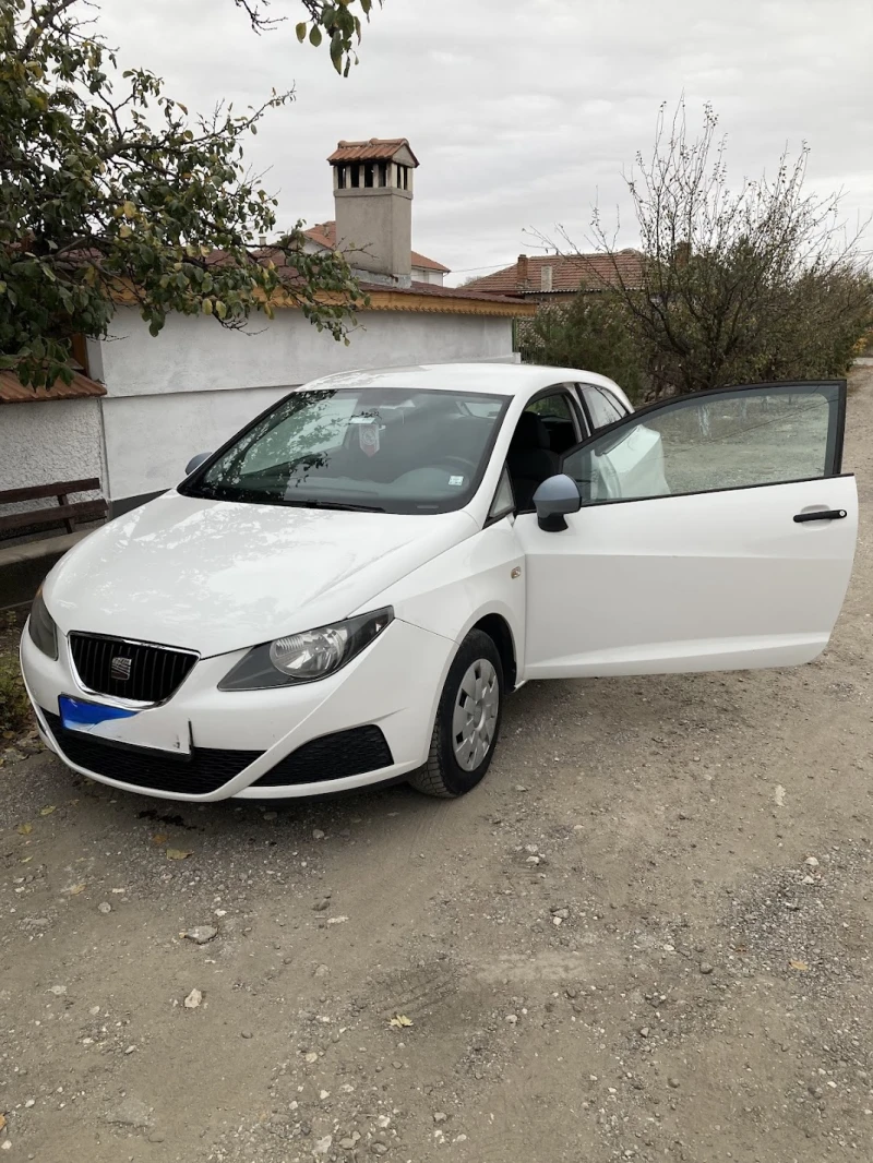 Seat Ibiza, снимка 2 - Автомобили и джипове - 47868130