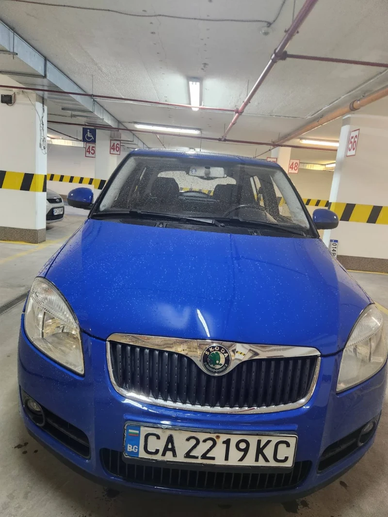 Skoda Fabia 1.2 бензин, снимка 1 - Автомобили и джипове - 48462733