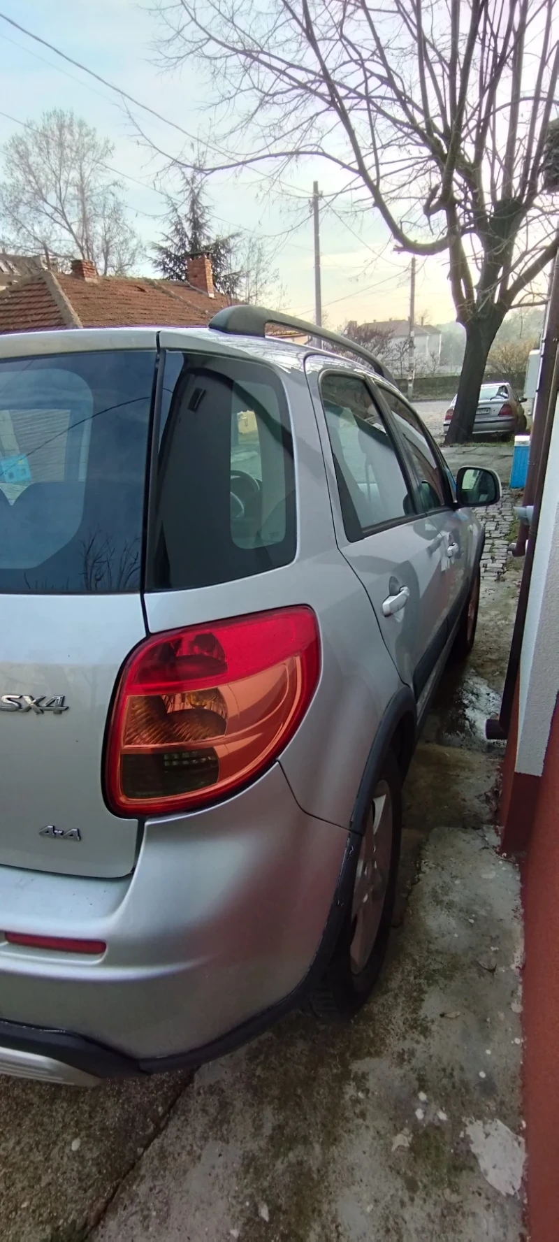 Suzuki SX4, снимка 3 - Автомобили и джипове - 48810883