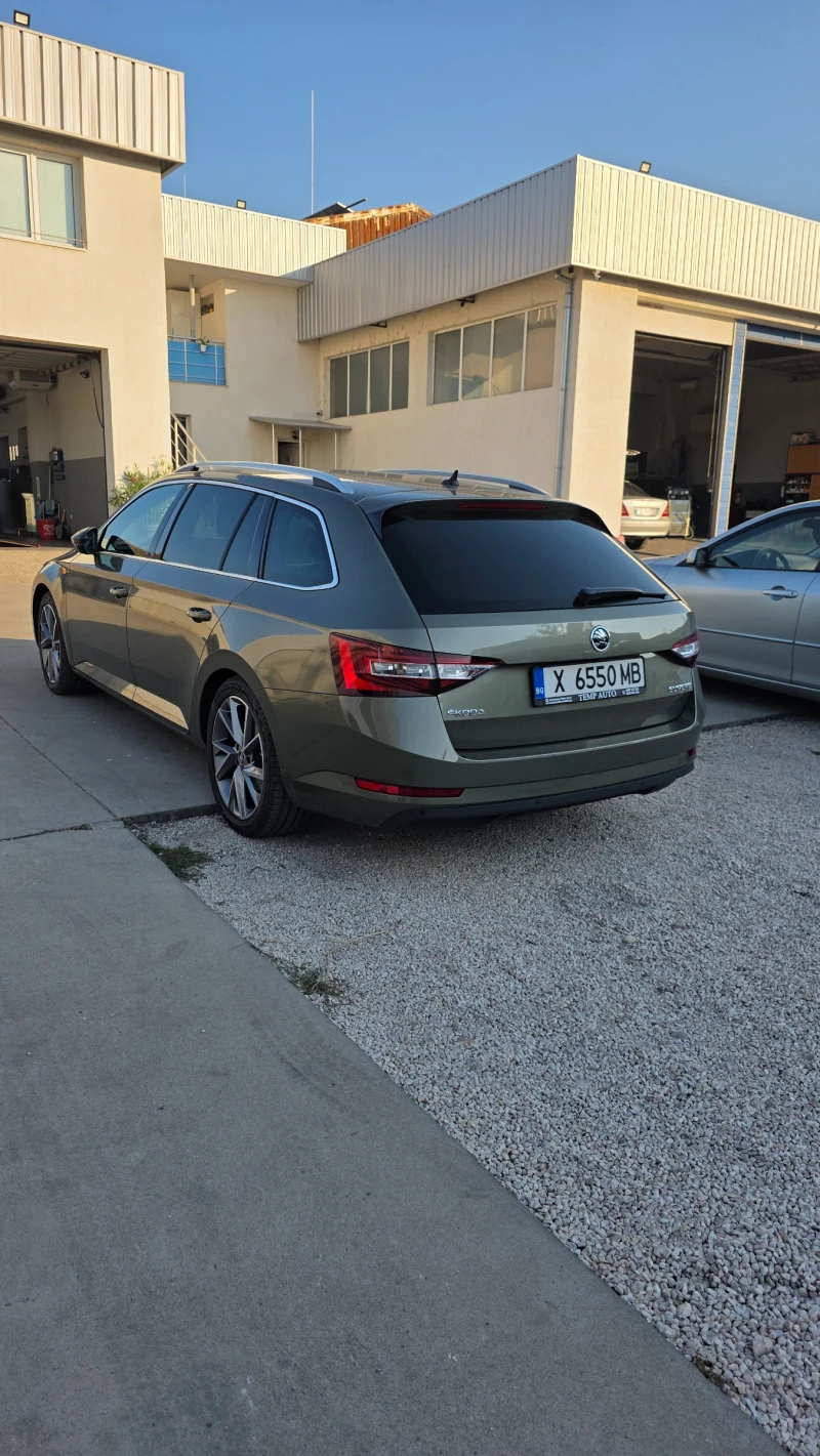Skoda Superb, снимка 5 - Автомобили и джипове - 51664727