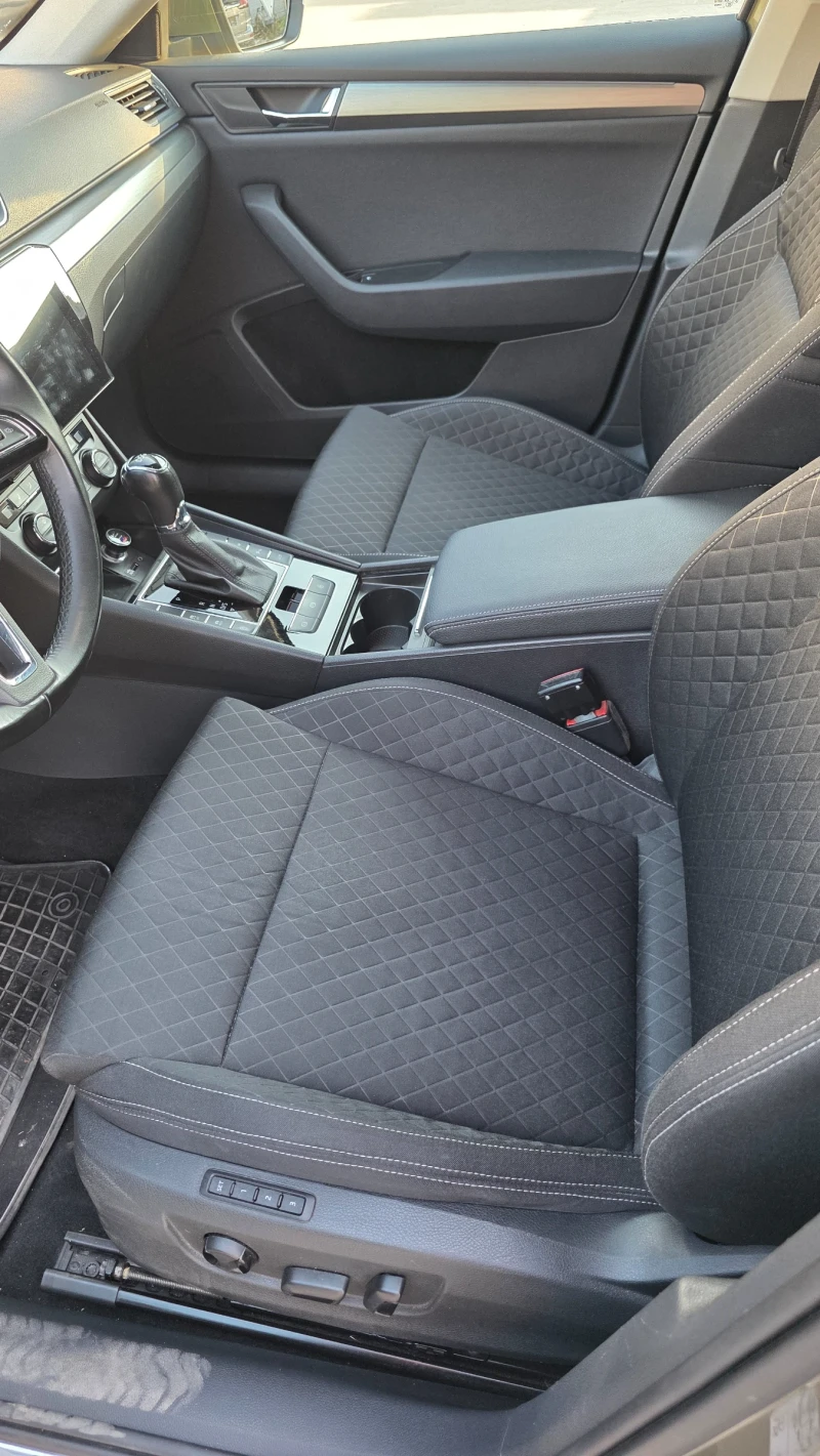 Skoda Superb, снимка 10 - Автомобили и джипове - 51664727