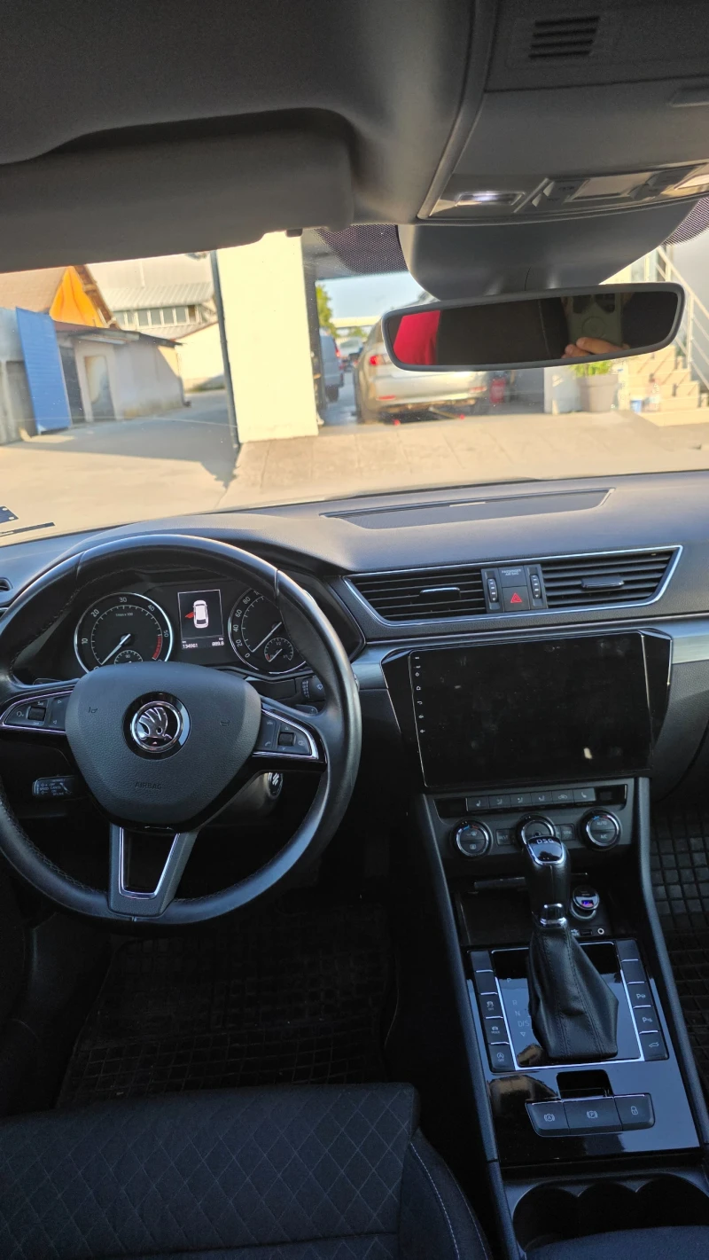 Skoda Superb, снимка 9 - Автомобили и джипове - 51664727
