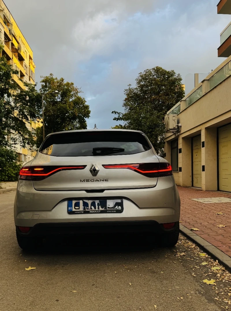 Renault Megane, снимка 17 - Автомобили и джипове - 52161016