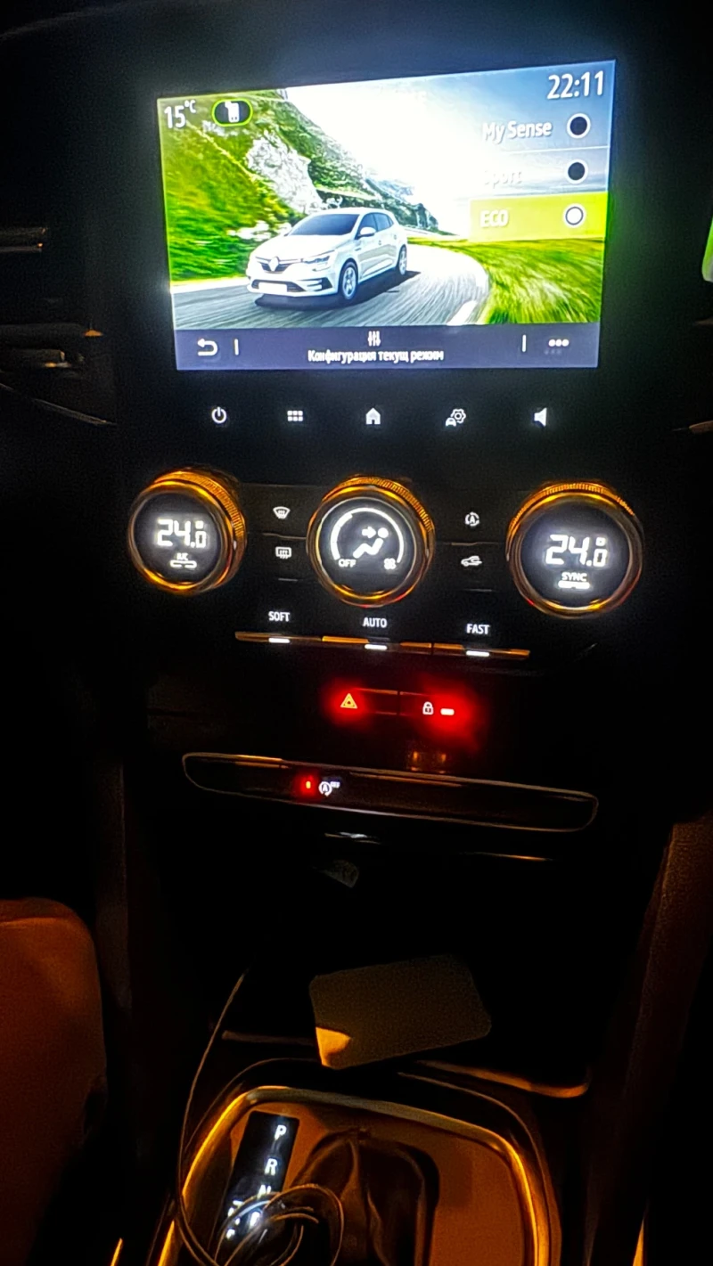 Renault Megane, снимка 3 - Автомобили и джипове - 52161016