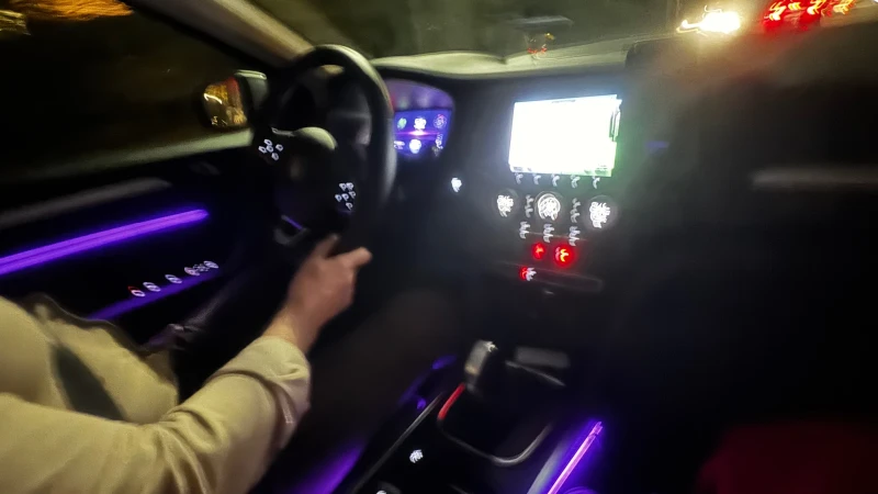 Renault Megane, снимка 2 - Автомобили и джипове - 52161016