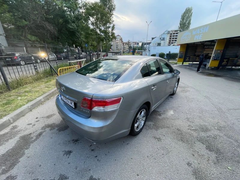 Toyota Avensis, снимка 6 - Автомобили и джипове - 52389517