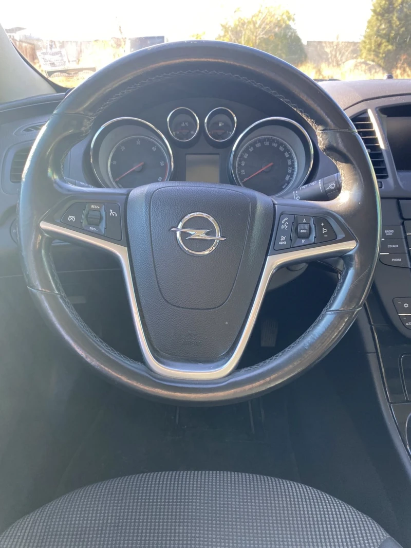 Opel Insignia, снимка 11 - Автомобили и джипове - 52256647