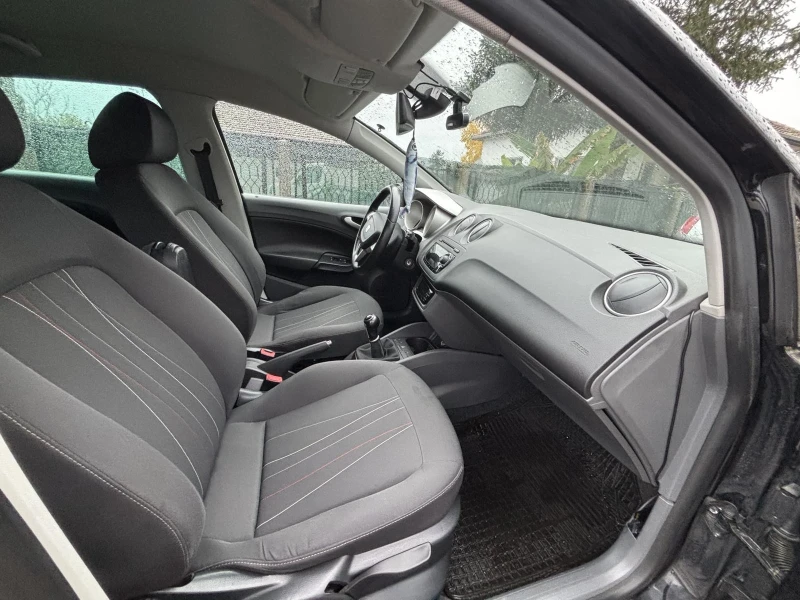 Seat Ibiza, снимка 11 - Автомобили и джипове - 52353637
