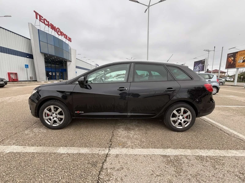 Seat Ibiza, снимка 5 - Автомобили и джипове - 52353637