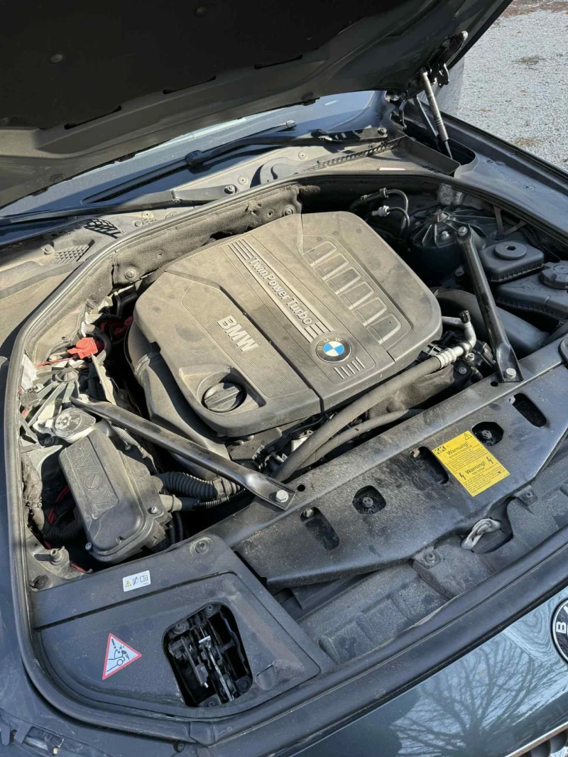 BMW 530 xDrive / вакуум / автомат / кожен салон, снимка 13 - Автомобили и джипове - 52475267