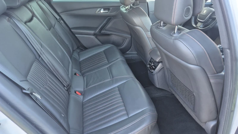 Peugeot 508 RXH 2.0 диз. ХИБРИД 4Х4, снимка 15 - Автомобили и джипове - 52811930
