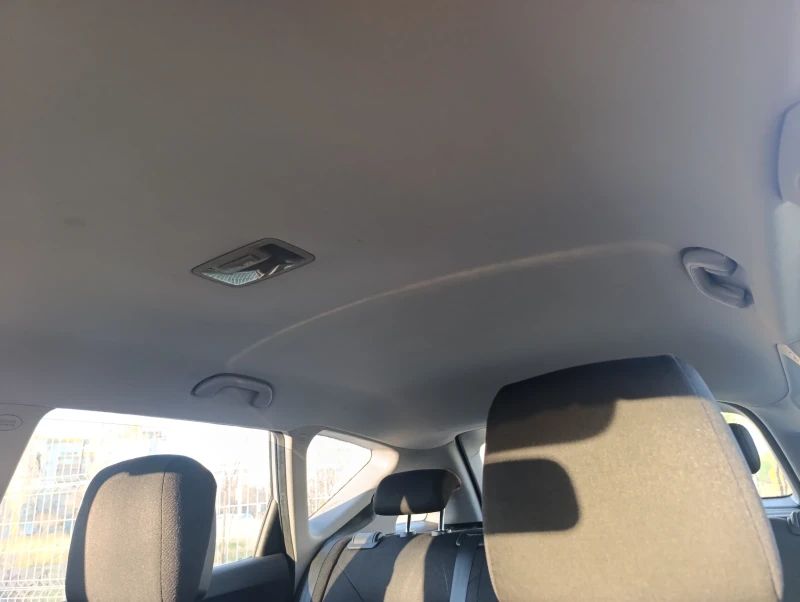 Kia Ceed 1.4i, снимка 12 - Автомобили и джипове - 52859051