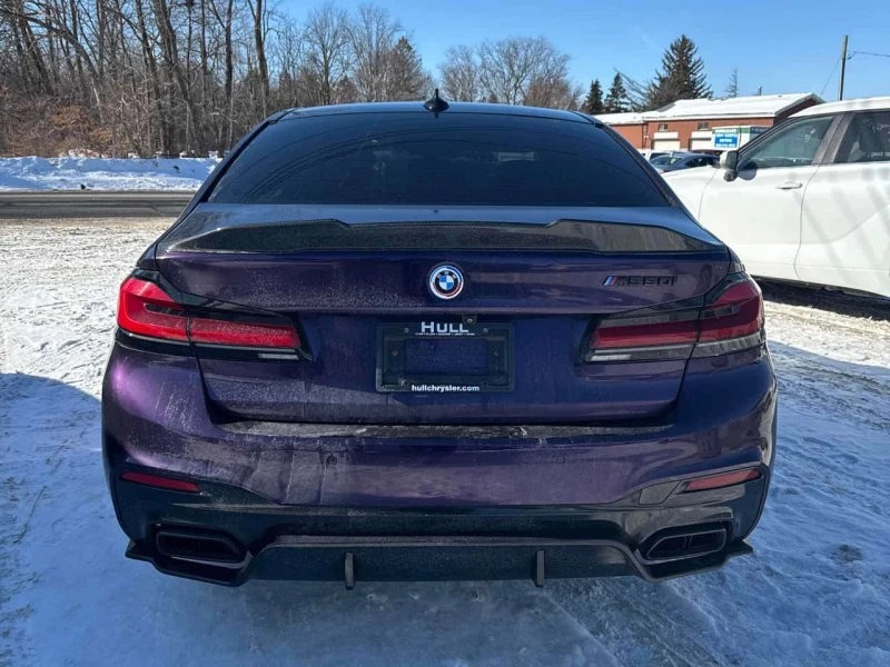BMW 550 M550i xDrive| SWAROWSKI| B&W| HUD| DISTRONIC| 360, снимка 5 - Автомобили и джипове - 53557962