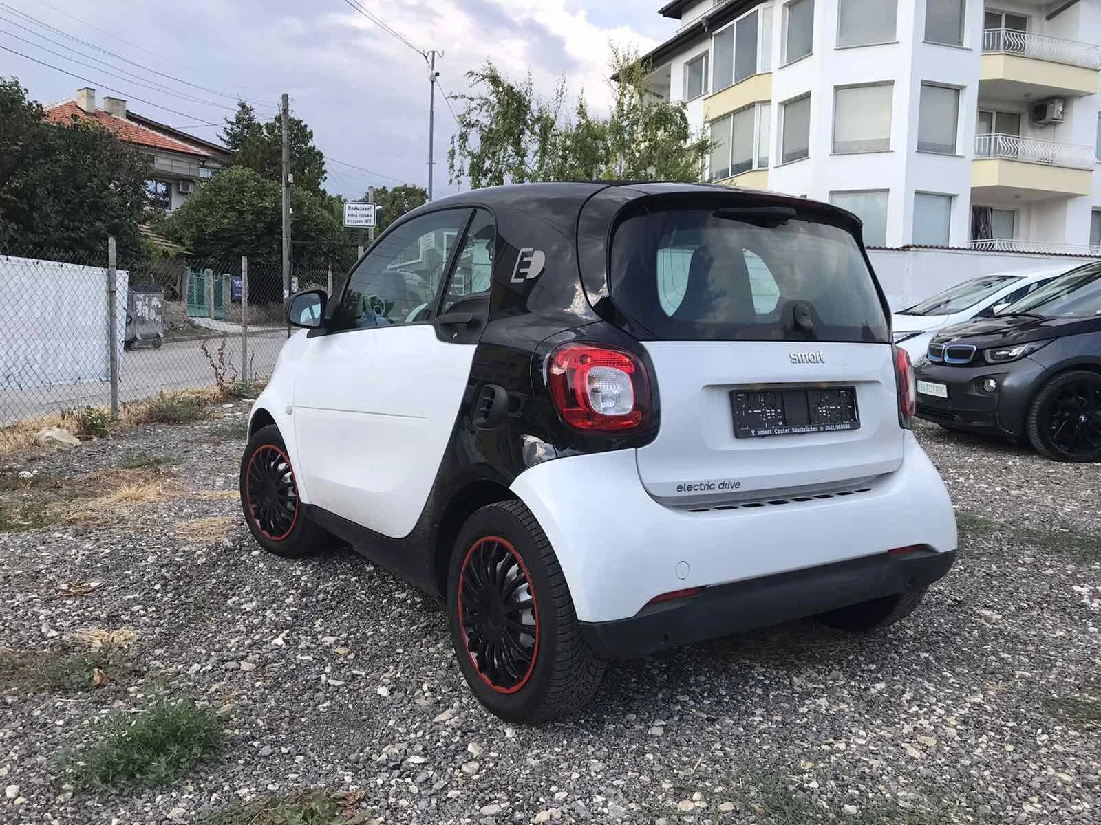 Smart Fortwo Electric Drive - изображение 2